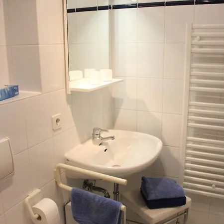 Achtern Diek 13a Whg 1 Apartment Zingst